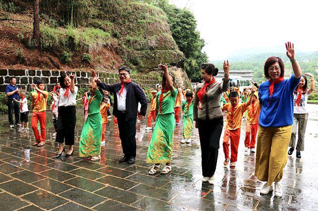 澳门六月天，阳光与海风交织的夏日风情—最新天气视频解析澳门6月份天气情况怎么样了呀视频最新